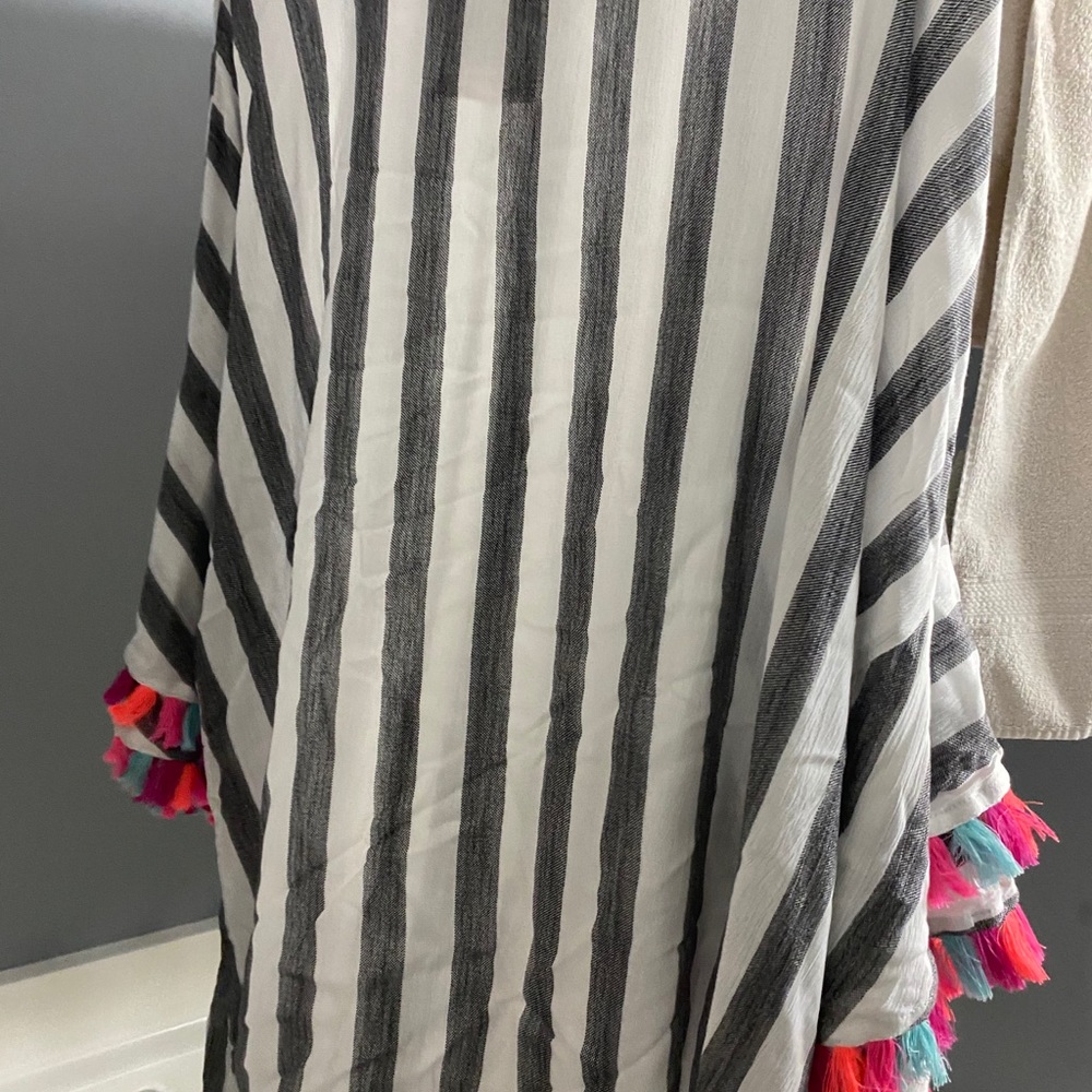 Andrea by Unit stripe Pom Pom shirt 1xl